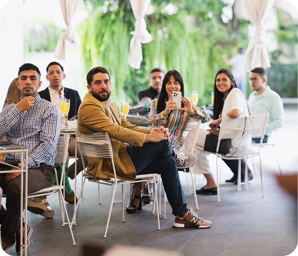 Equipo Zetta en la celebración Great Place to Work 2023-2024