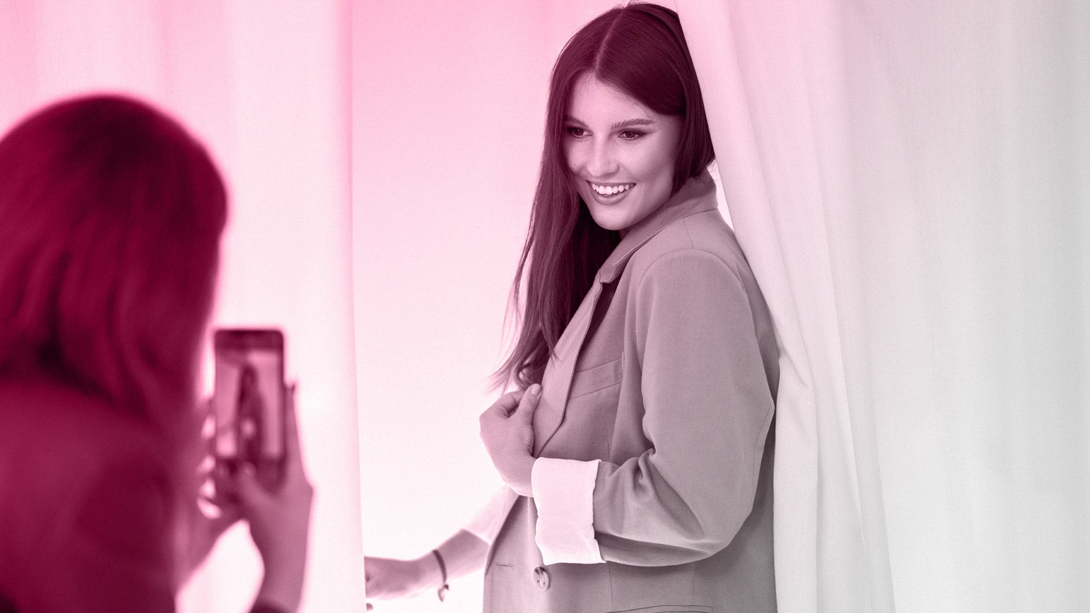How to Leverage Influencer Campaigns for Your Holiday Marketing