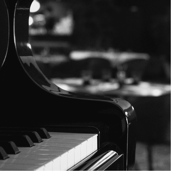Profiter du piano bar tous les vendredis soirs