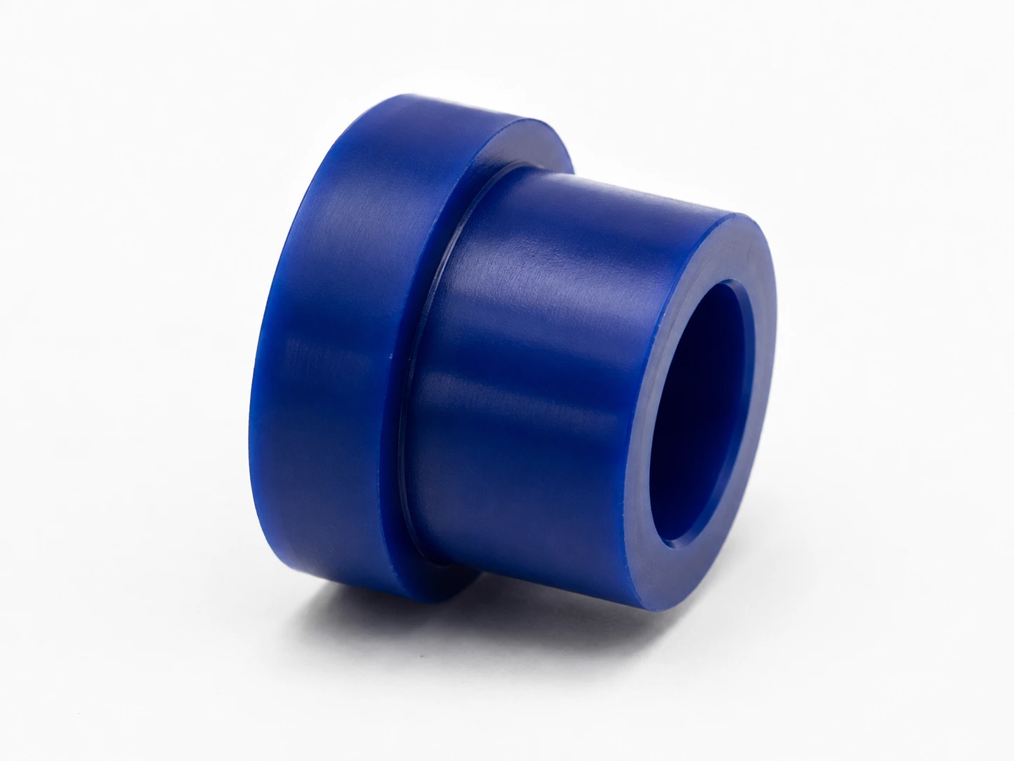 Bague à épaulement (flanged) en polyuréthane 90-95 Shore A, pour reprendre efforts axiaux et radiaux