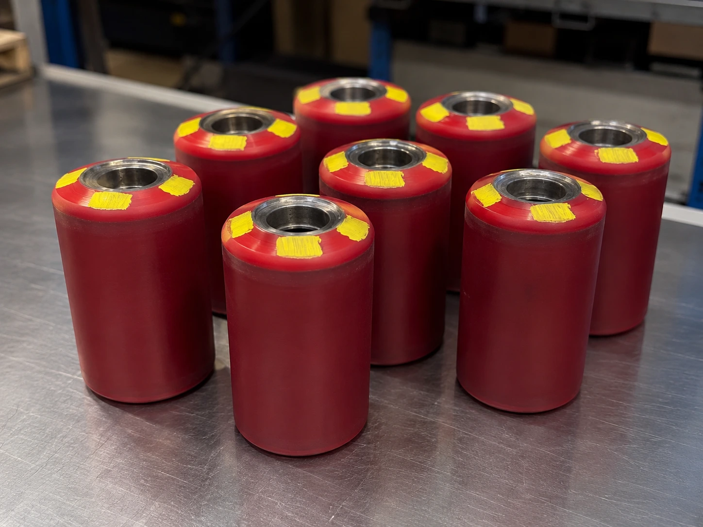 Pièces moulées en polyuréthane rouge double dureté finies sur cœur d'acier, adhérisation validée