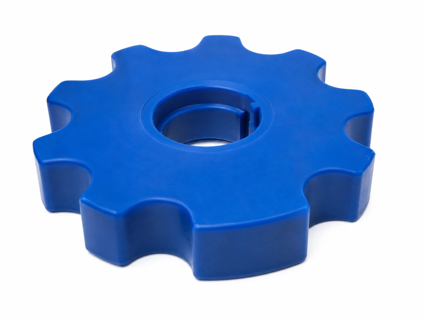 Roue étoile en polyuréthane bleu à huit lobes, alésage claveté usiné — Soremag, Laval (Québec)