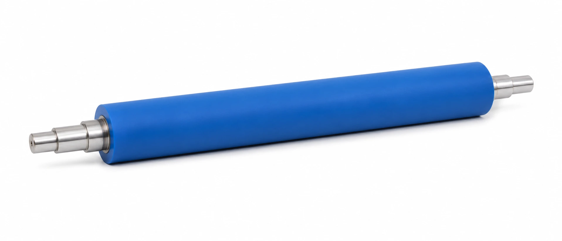 Rouleau racleur (squeegee roll) recouvert de polyuréthane bleu, tourillons étagés et clavetés aux deux bouts