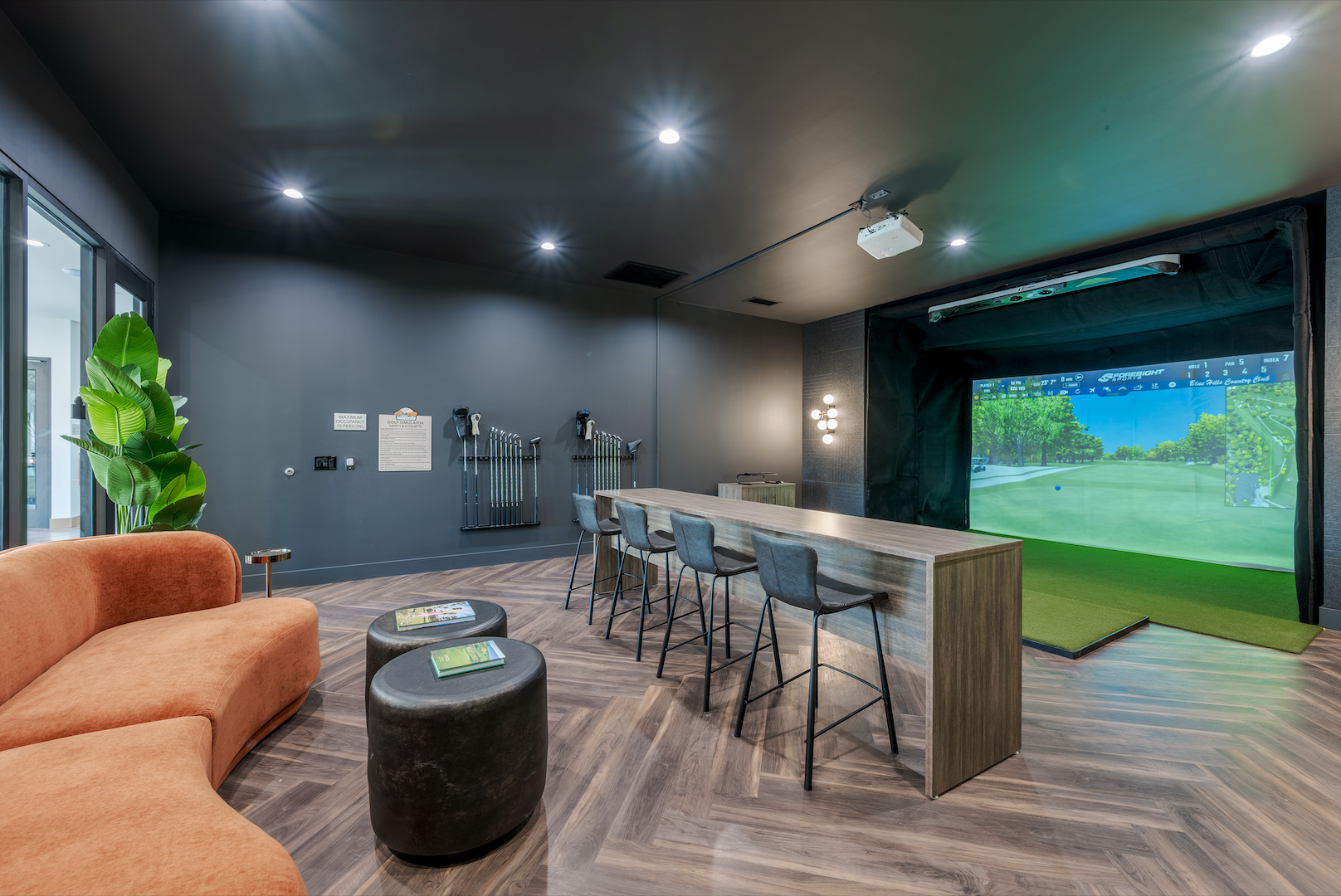 Golf simulator
