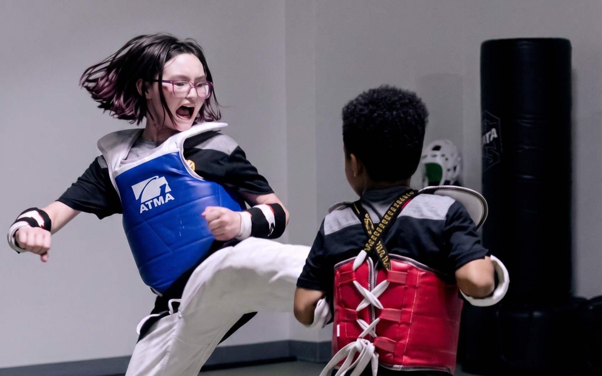 Youth Taekwondo Program (Ages 6–15)