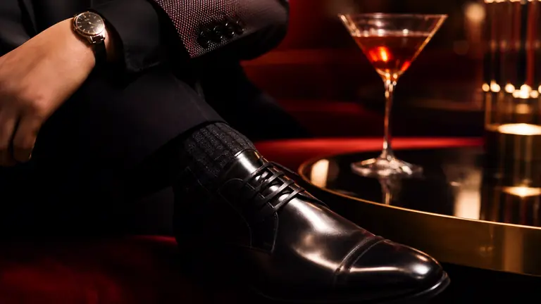 What to Wear to a Las Vegas Gentlemen's Club: AIRSTRIP Dress Guide