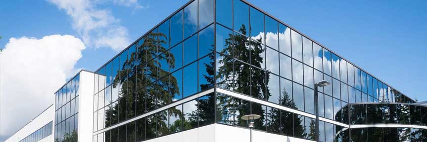 Endurance Advisory insight cover: A Growing Commercial Real Estate Crisis