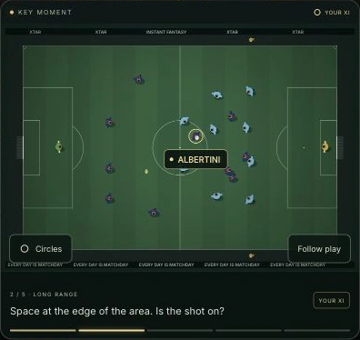 Actual Team Clash gameplay: Barcelona 2004/05 versus Napoli 2009/10 in XTAR's match centre.