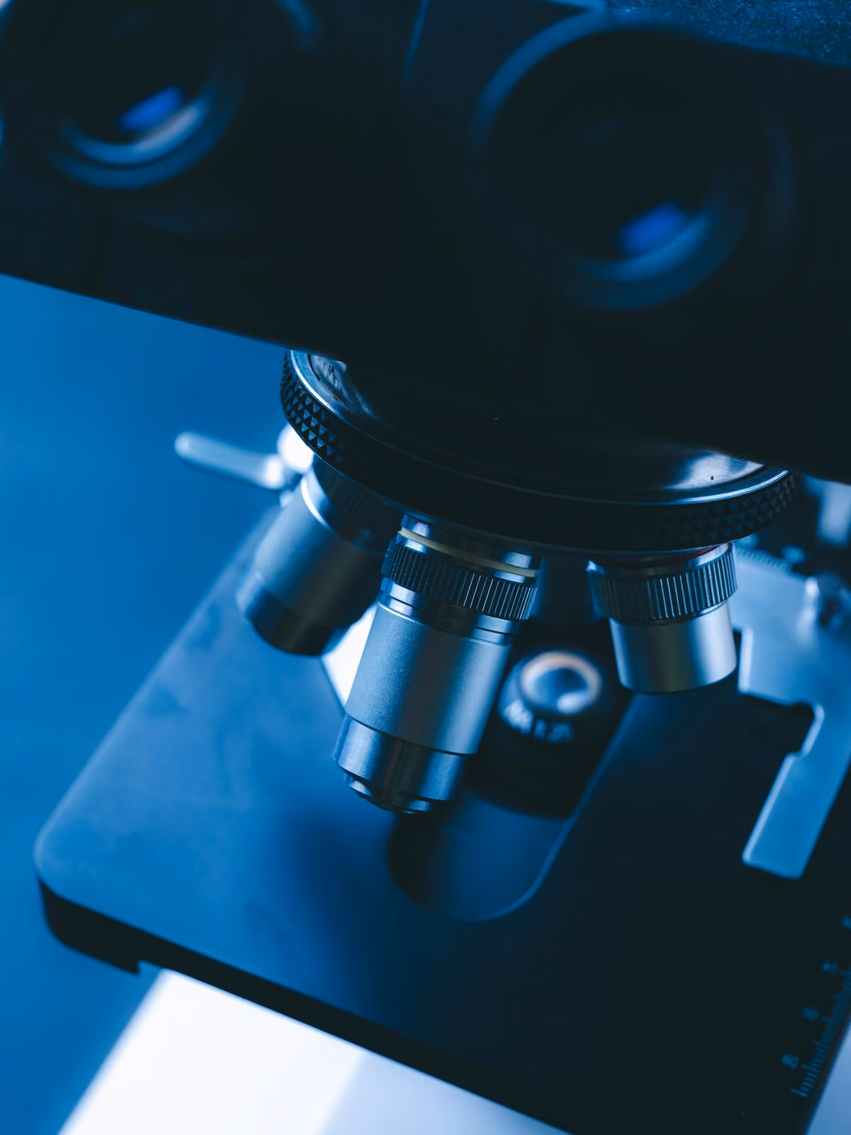 Microscoop in een laboratorium
