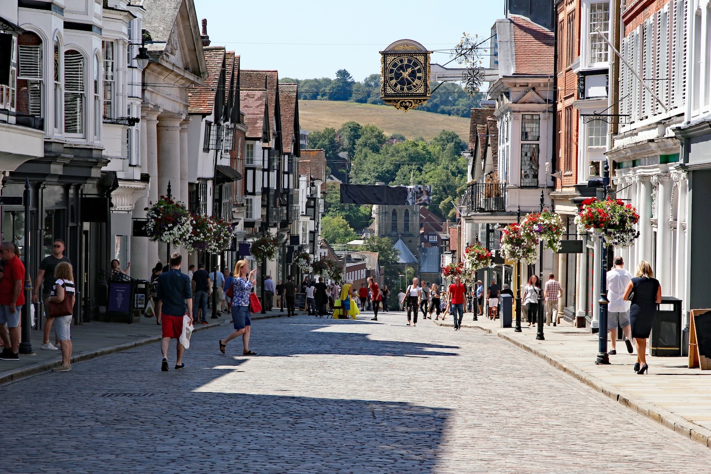 Weekly Wrap: UK Retail Footfall Trends, Week 42