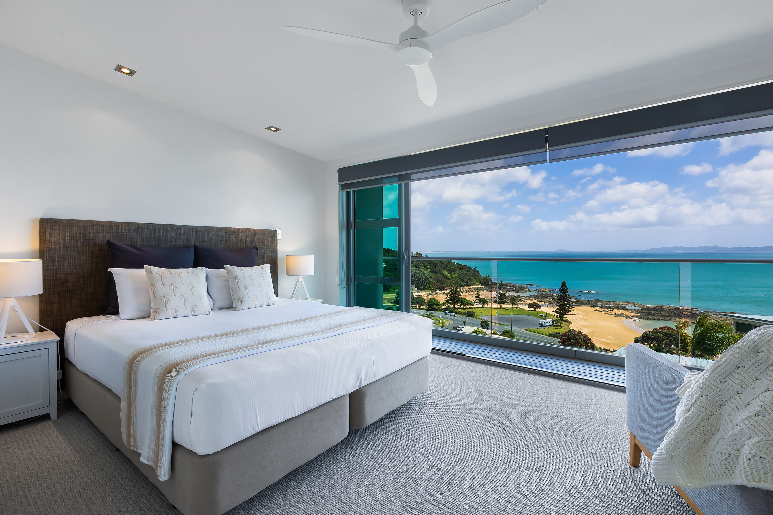 Room Img