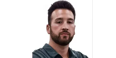[headshot] image of customer (for a bars & pub)