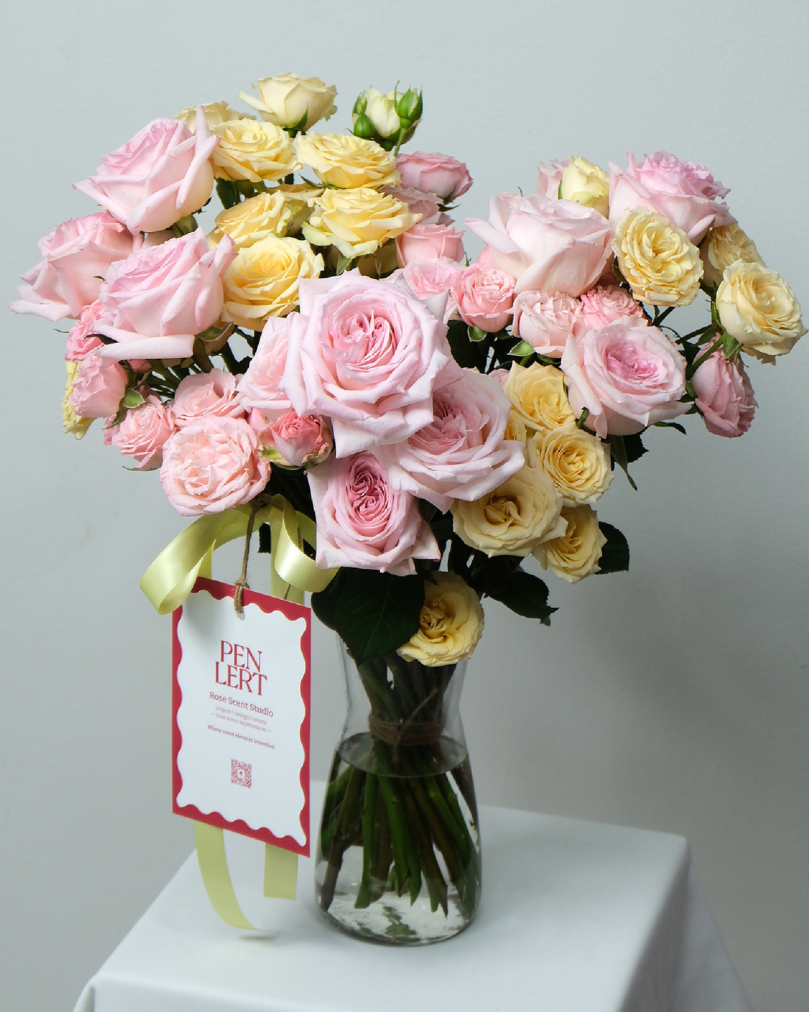ตัวอย่าง Rose Arrangement ของ PENLERT