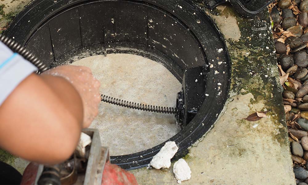 DIY Drain Unblocking: What Works & What Doesn’t