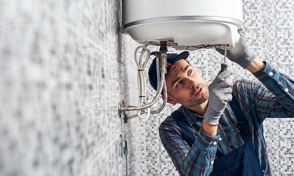Identifying Hot Water Heater Problems: Common Symptoms and Solutions with Sewer Surgeon