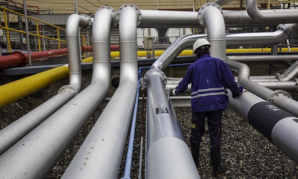 Gas Line Safety: When to Call a Licensed Gas Plumber