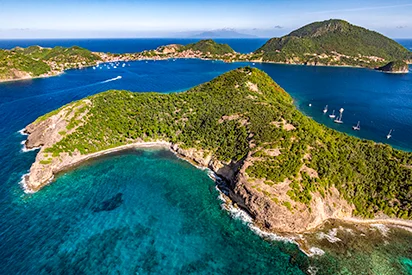 Vue aérienne de la baie des Saintes en Guadeloupe ,Mahogany Hôtel Résidence & Spa, Pointe de la Verdure.