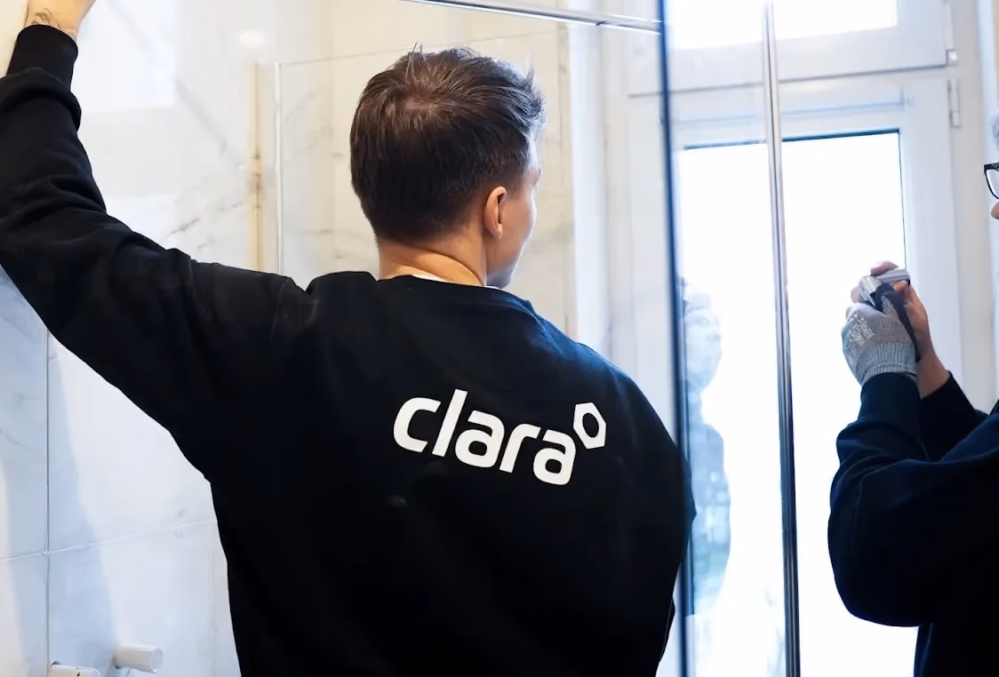Clara-Monteur bei Badsanierung in Berlin – SHK-Meisterbetrieb mit eigenen Handwerkern