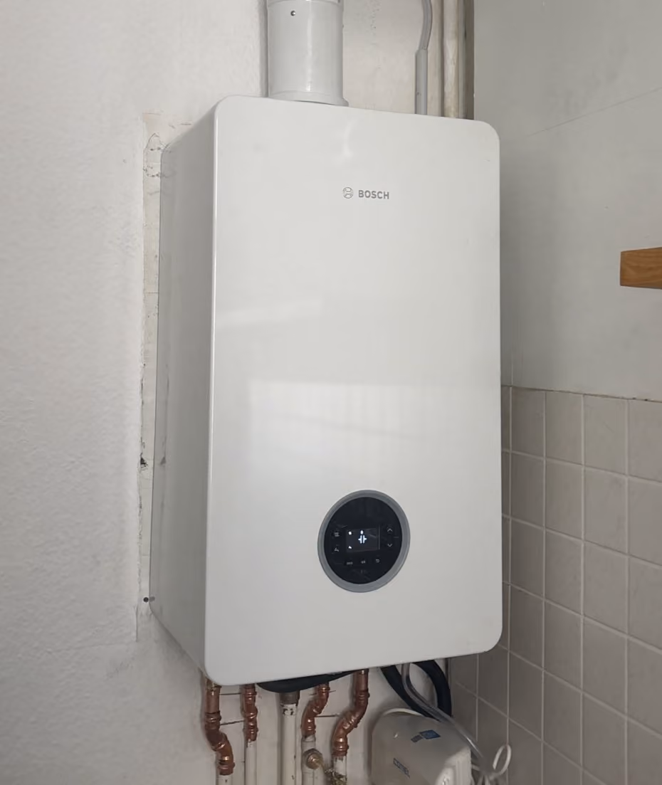 Neue Bosch Gas Brennwerttherme
