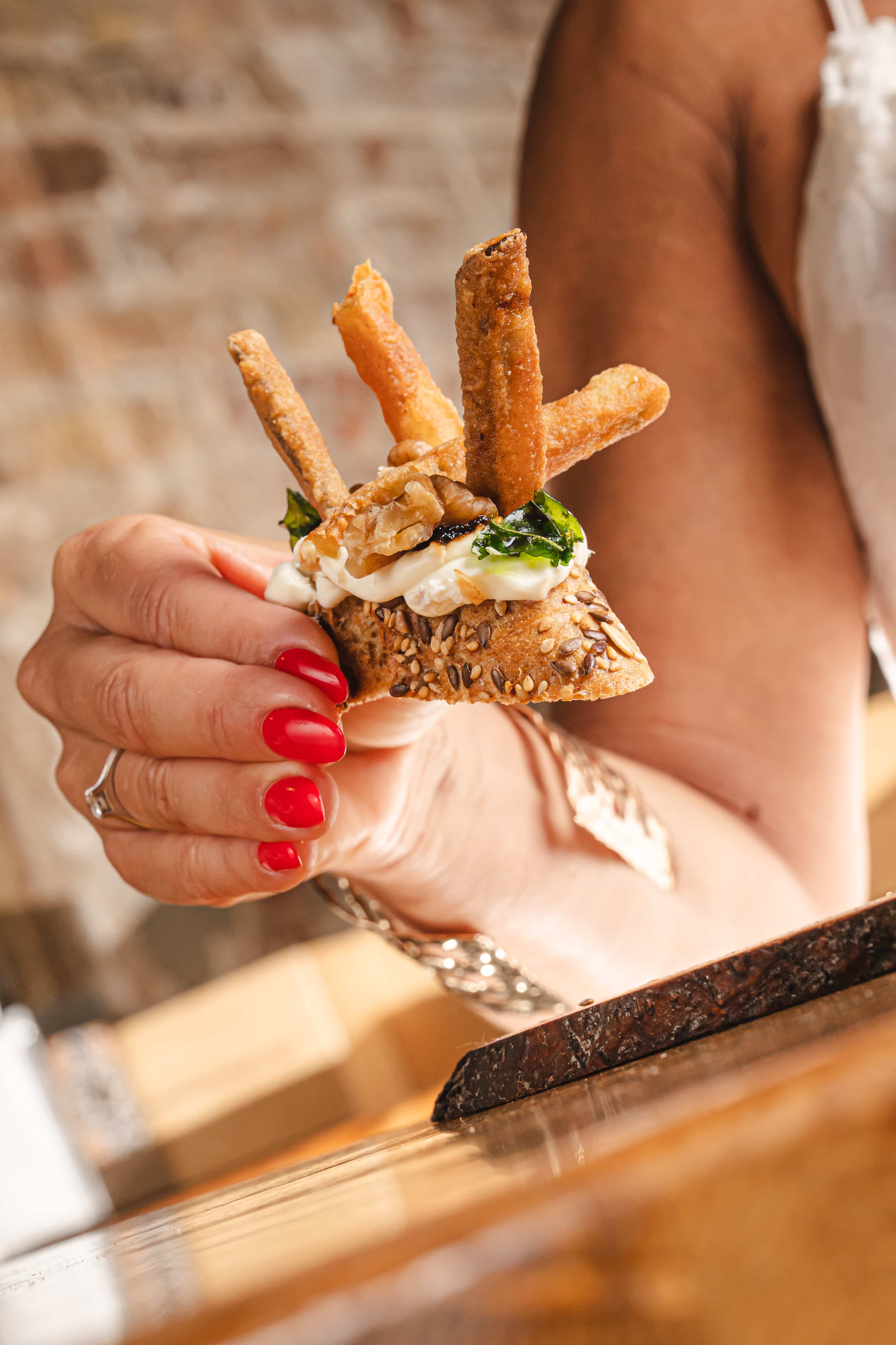 2 pinchos de 1,90€