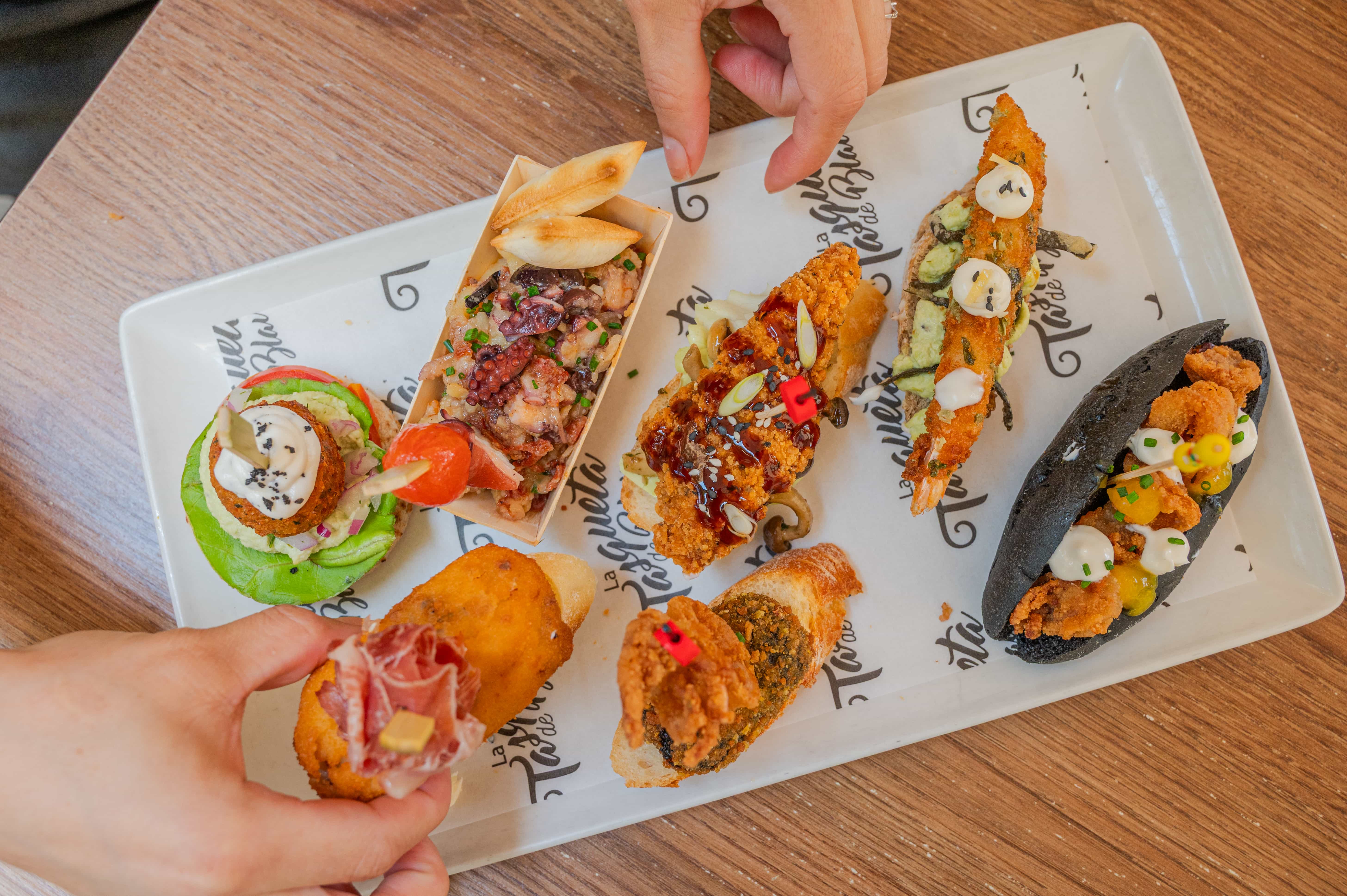 La Tasqueta de Blai, bar de pinchos en Carrer de Blai, Barcelona