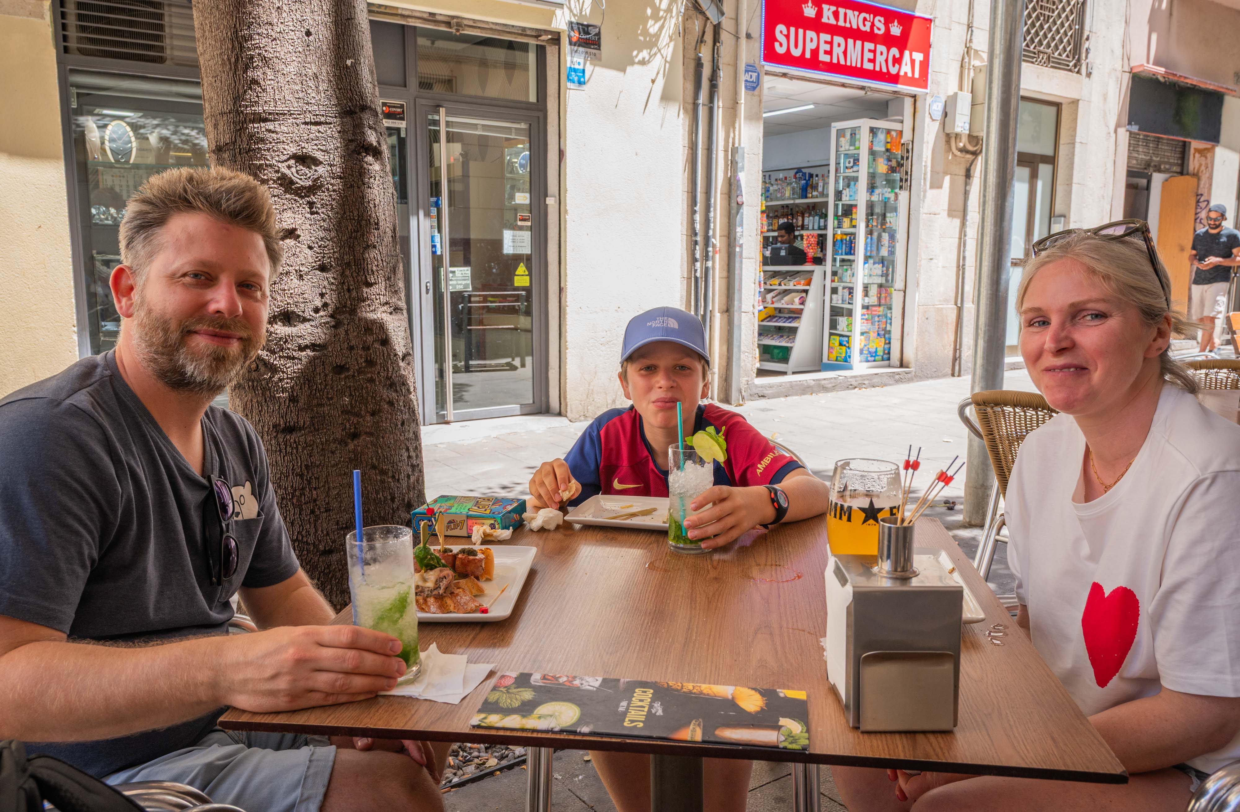 Carrer de Blai: La Calle de los Pinchos que Todo Turista Debe Conocer