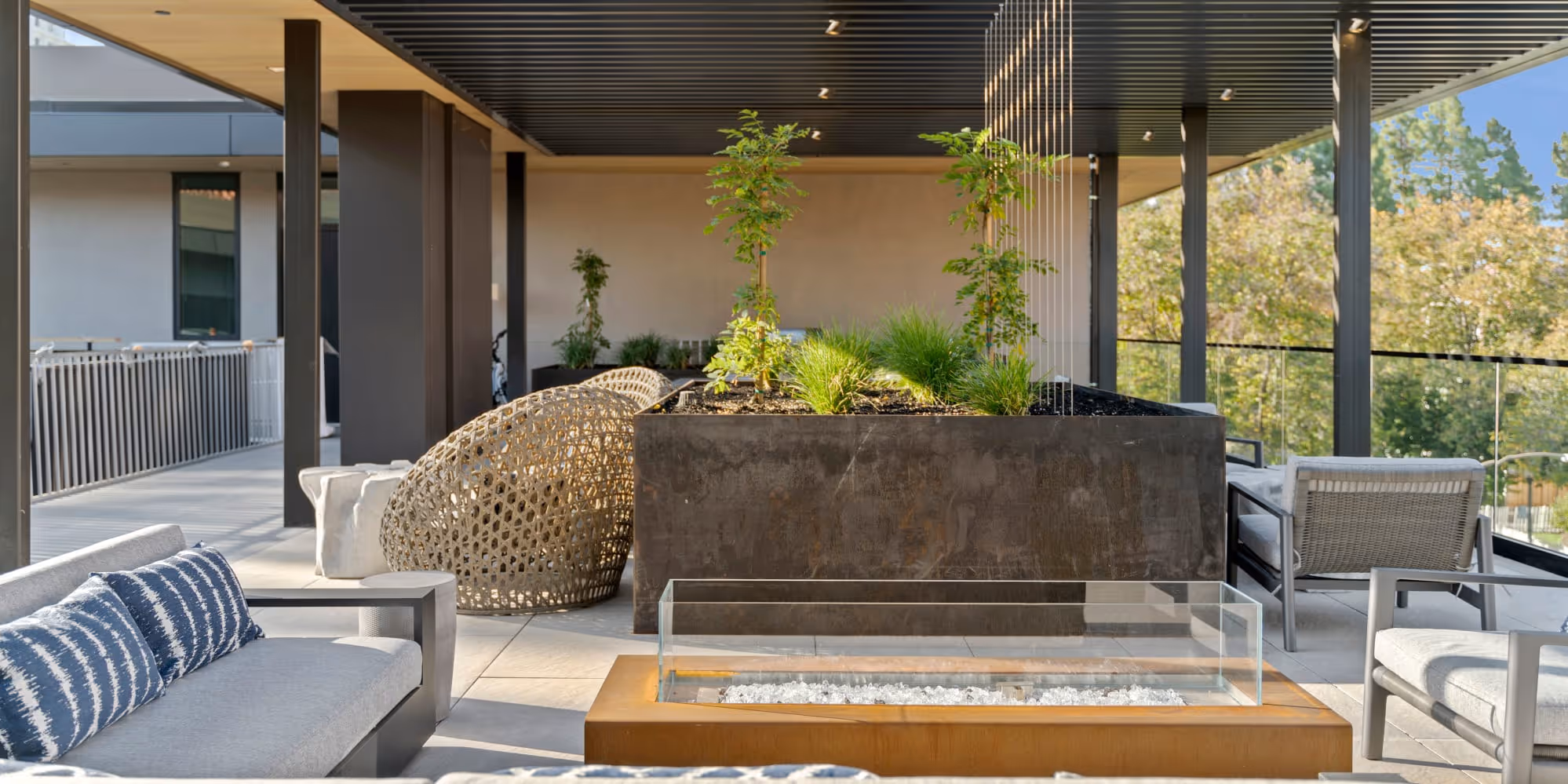 Outdoor fireplace