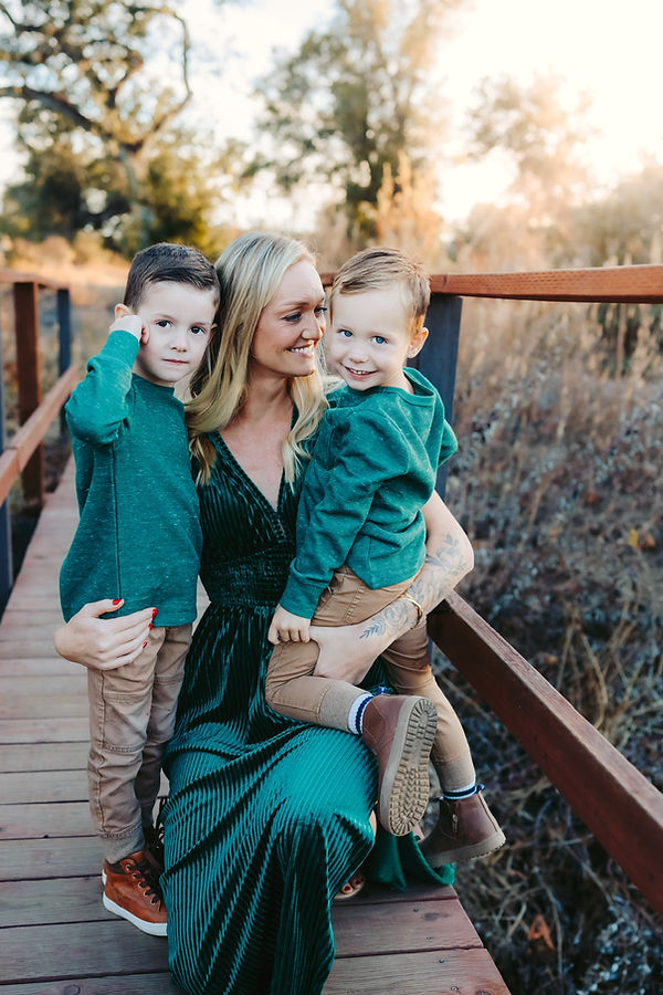 Daughter and grandsons of Temecula dentist, Dr. Dave Cutts, in beautiful outdoor family photo shoot