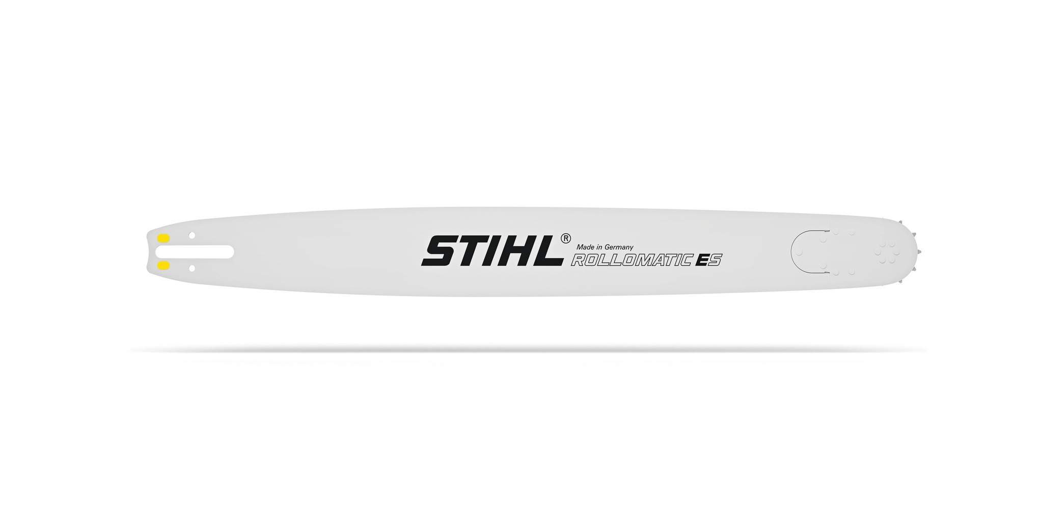 A solid and particularly rigid bar with a sprocket nose which can be replaced as a whole.