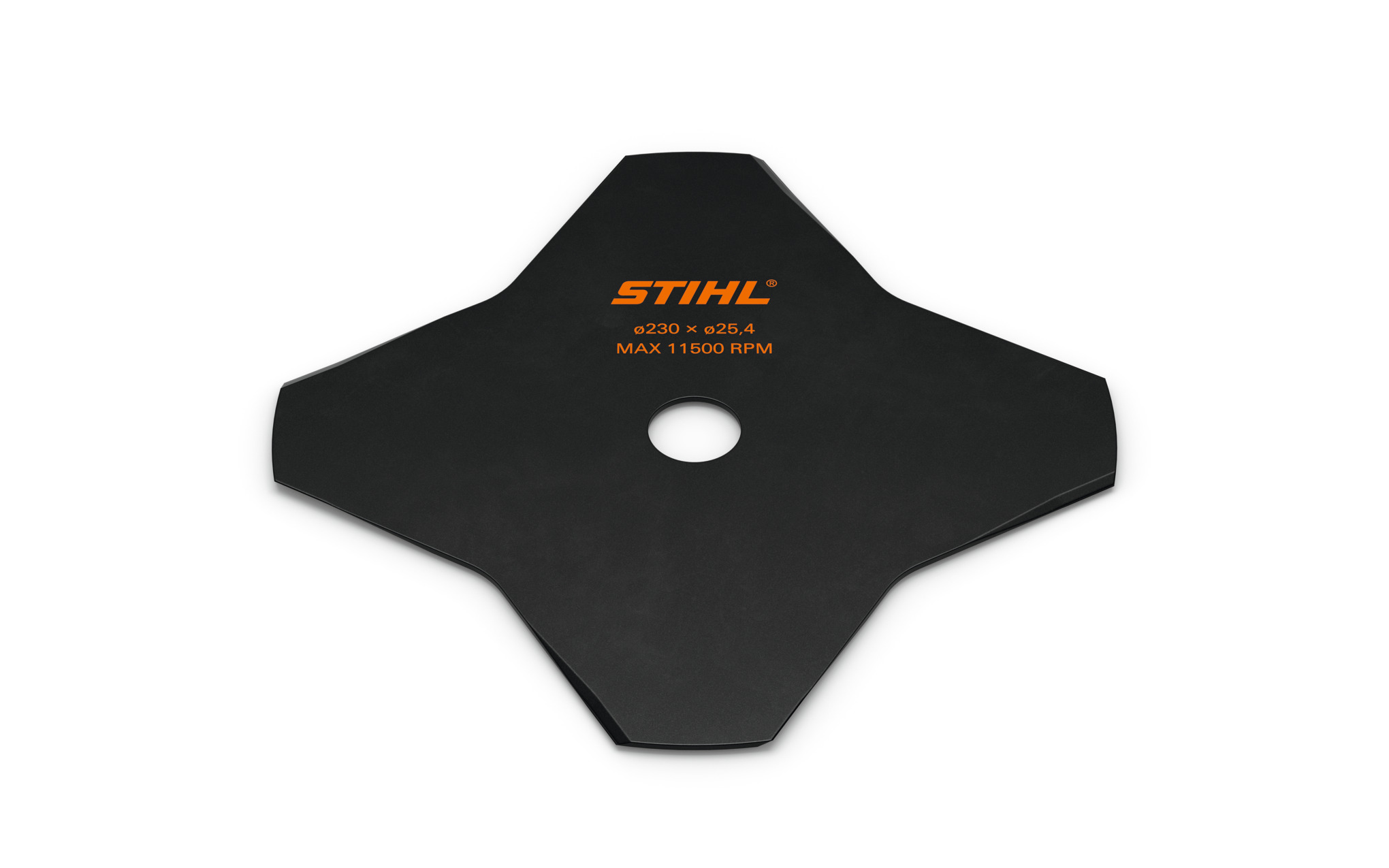 For mowing of thick, dry grass and reeds, try the grass cutting blade in four-tooth or eight-tooth models.