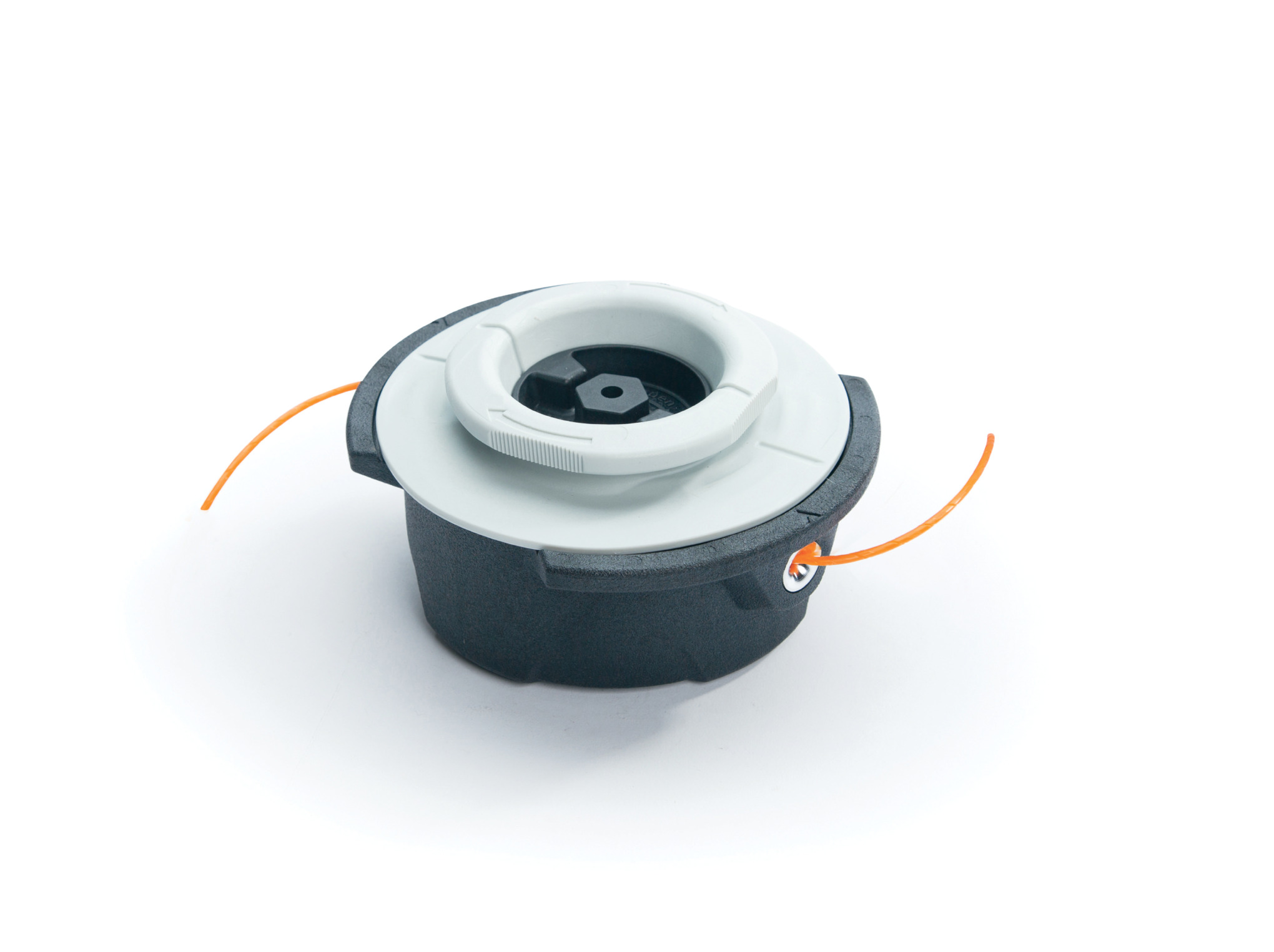 This manual-feed mowing head is ideal for low-growing grass around solid obstacles.
