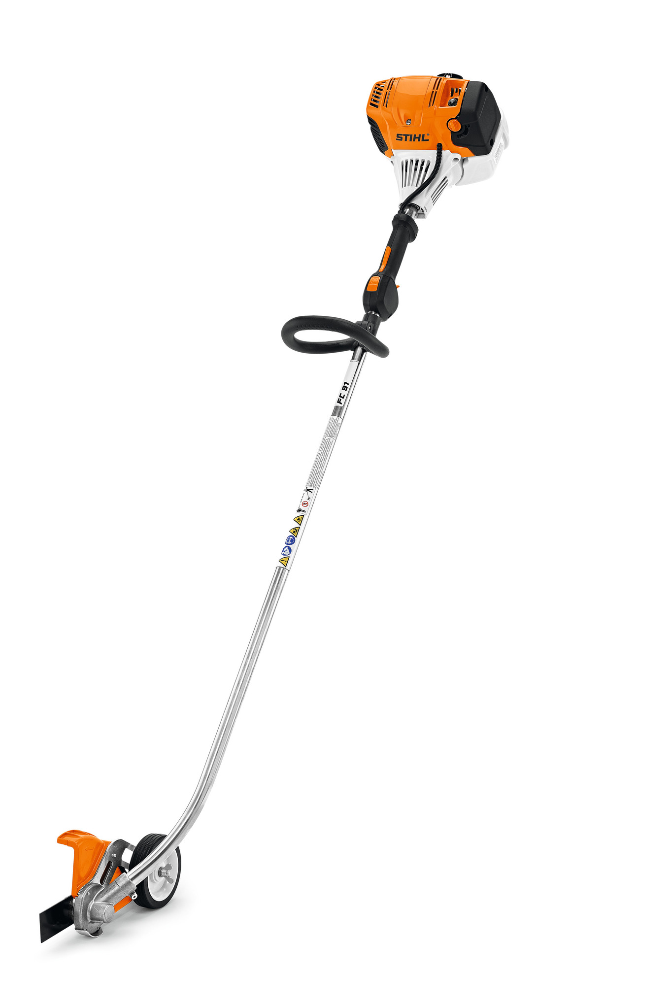 A professional, curved-shaft edger with high blade speed, a low-emission engine, and more.