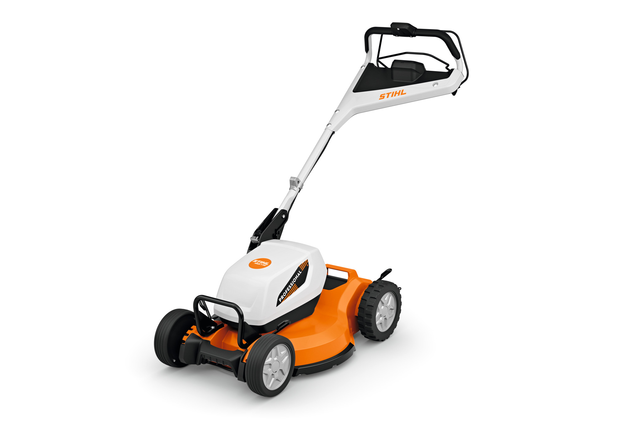 Pro-level efficiency, durable construction, and up to 2 hours & 30 minutes of runtime make the RMA 7 RV built for serious mulching and discharge work.