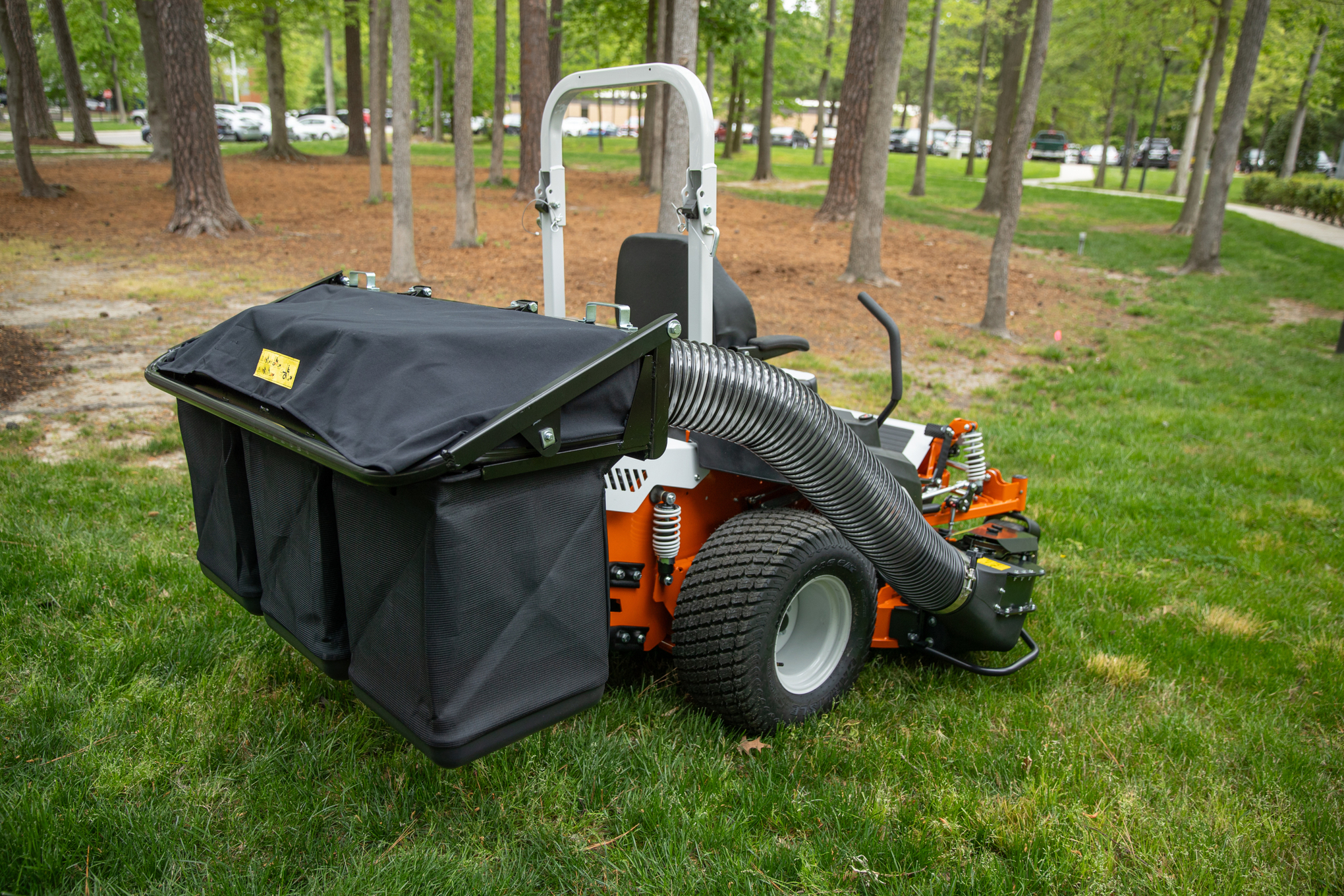 Capture lawn clippings and leaves with STIHL RZ collection systems for zero-turn mowers.