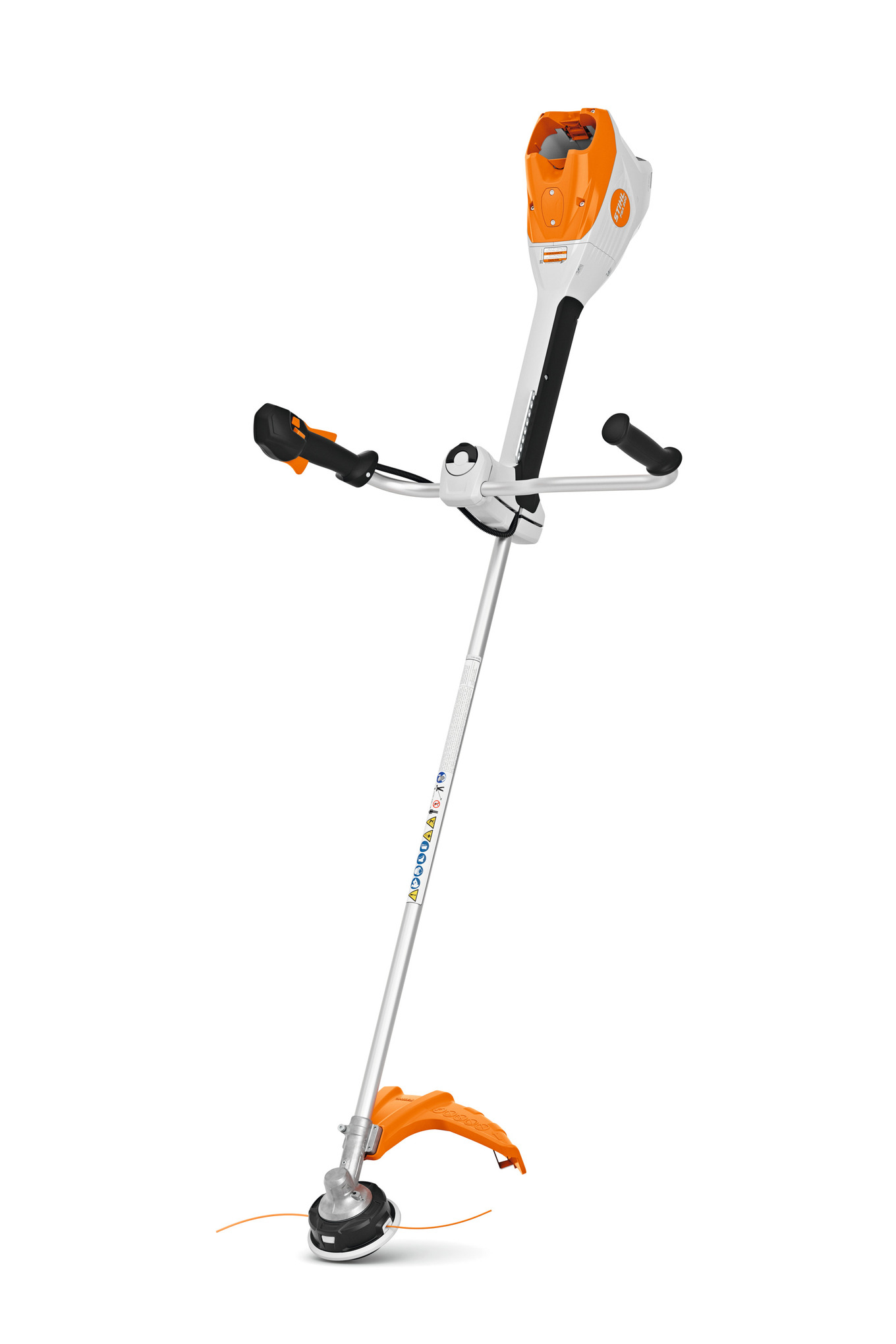 This powerful battery-powered bike-handle trimmer is designed for professionals to take on a wide range of landscaping projects.