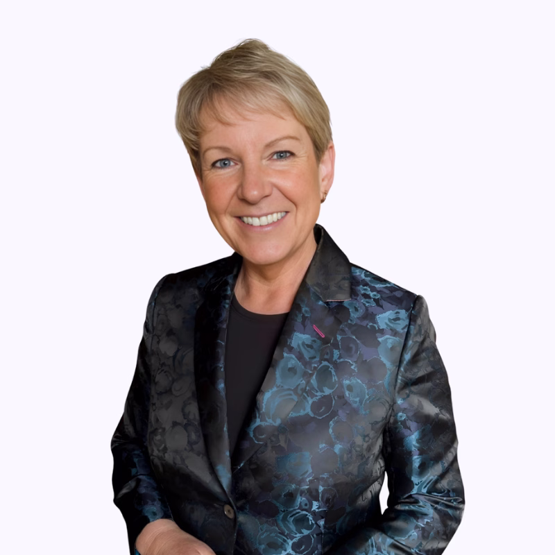 Jackie Handy, belonging and leadership speaker, smiling portrait photo