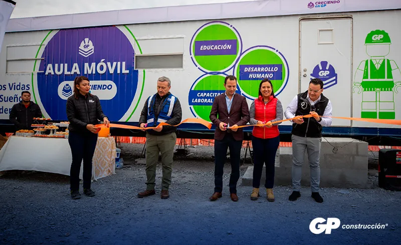 Inauguración de nuestra primera Aula Móvil “Creciendo en GP” en proyecto LEGO LOM