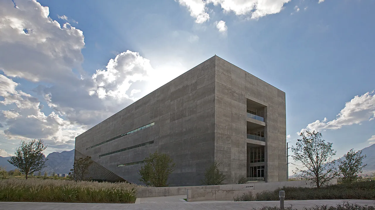Centro Roberto Garza Sada UDEM