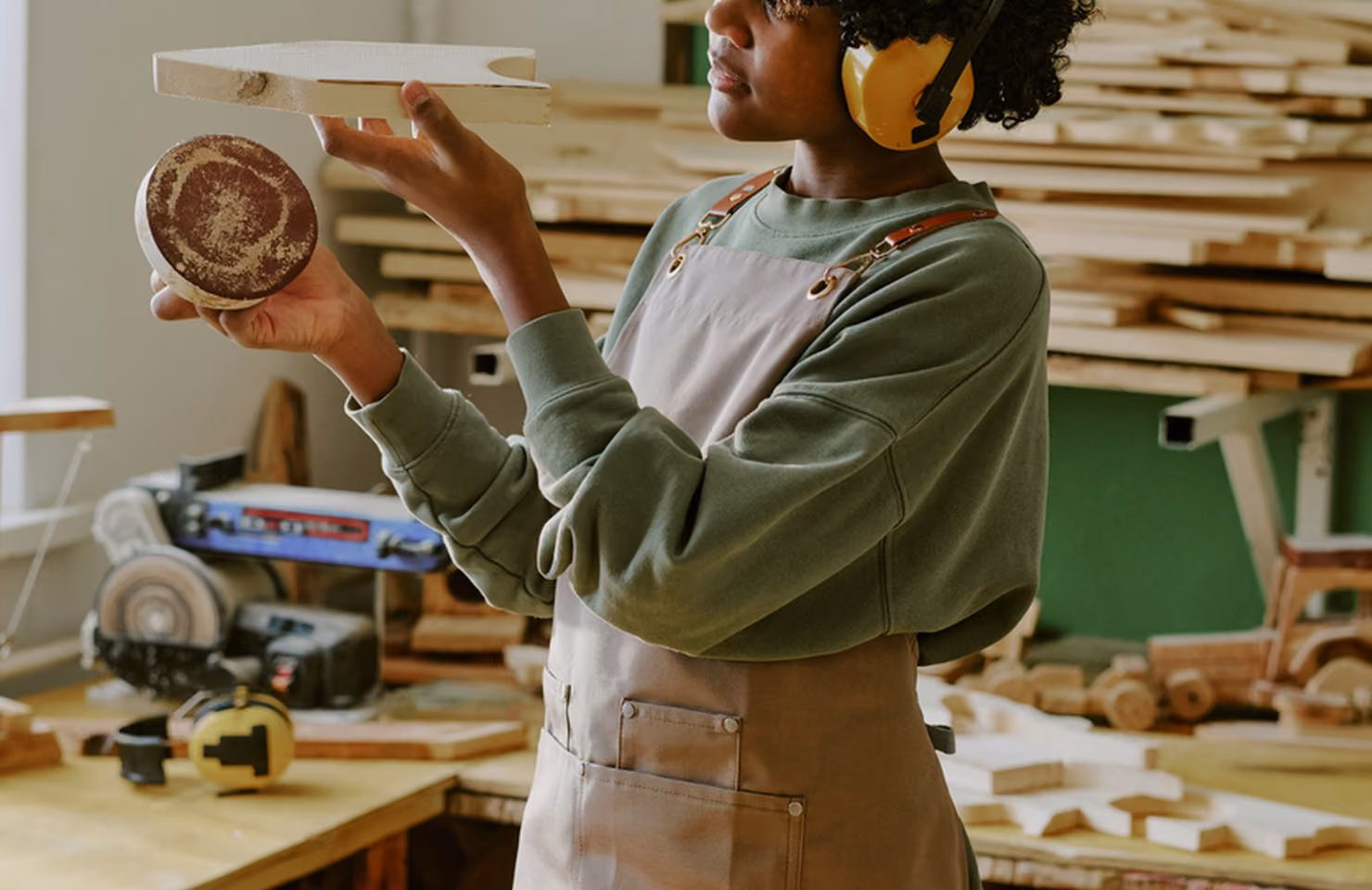 Certificate II in Furniture Making Pathways (MSF20522) course header image