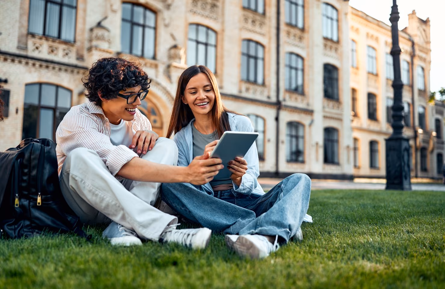 Certificate II in Applied Language (10949NAT) course header image