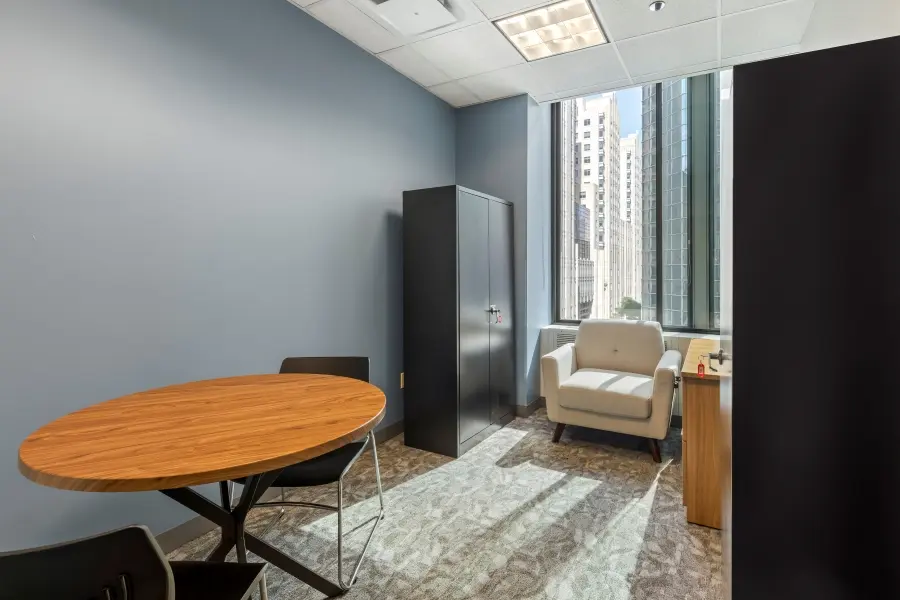 Multi-purpose training and client debriefing room within the Navy Pier healthcare suite at L&E Research downtown Chicago.