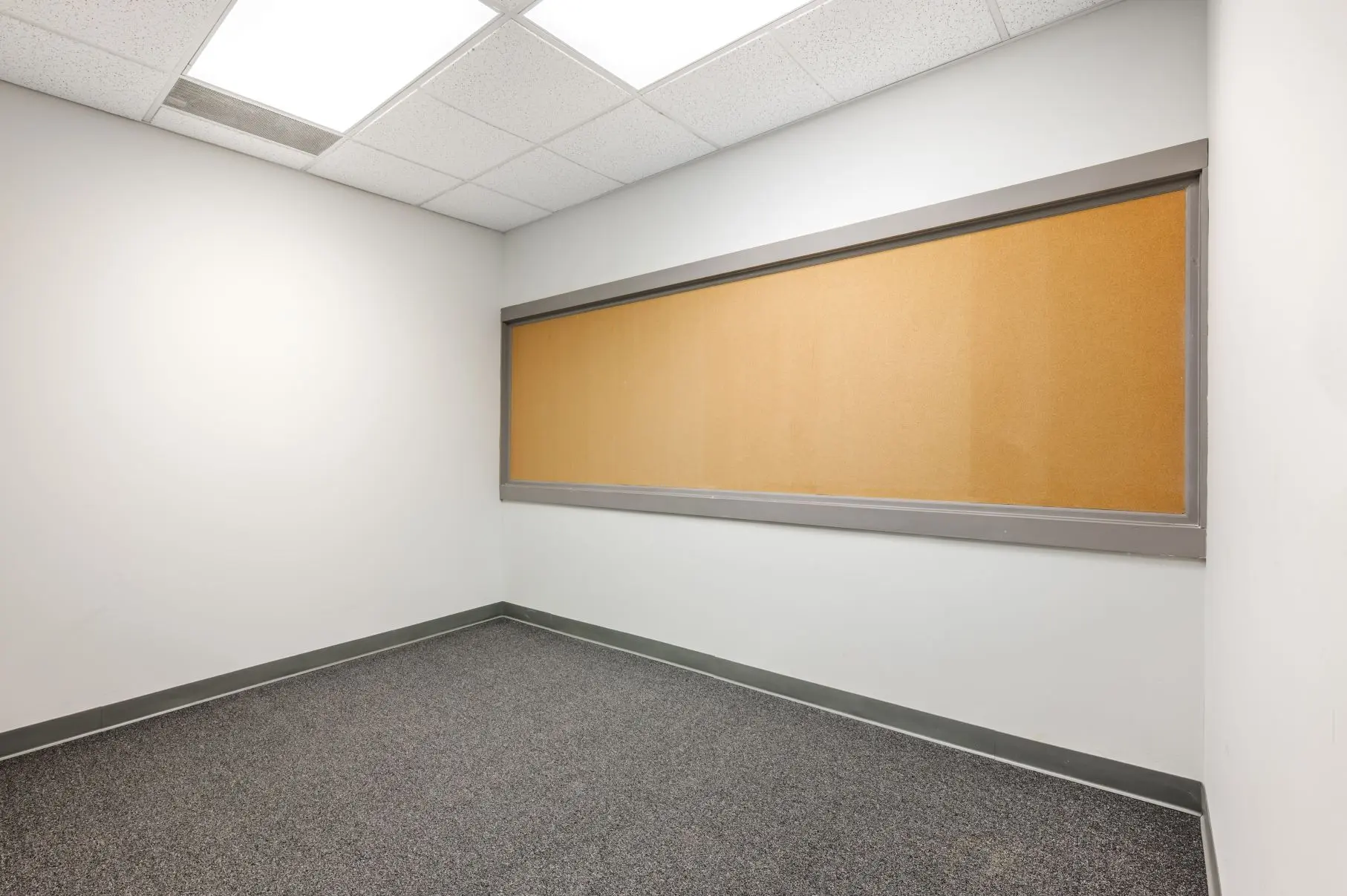 Consumer product testing lab and sensory preparation space at L&E Research Cincinnati, optimized for CPG evaluation and packaging studies.