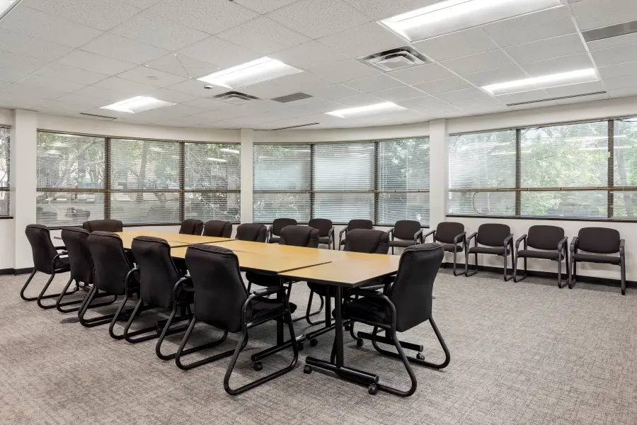 Modern qualitative focus group suite rental within the Carolina room at L&E Research's Raleigh, North Carolina facility.