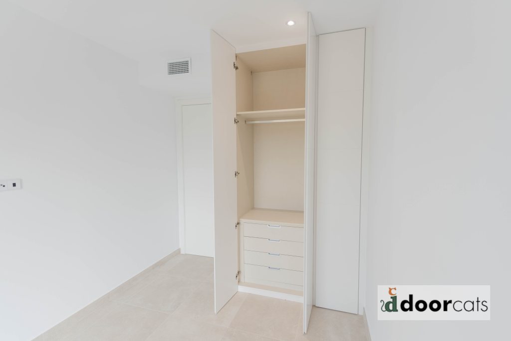 armarios a medida para piso en ibiza 24