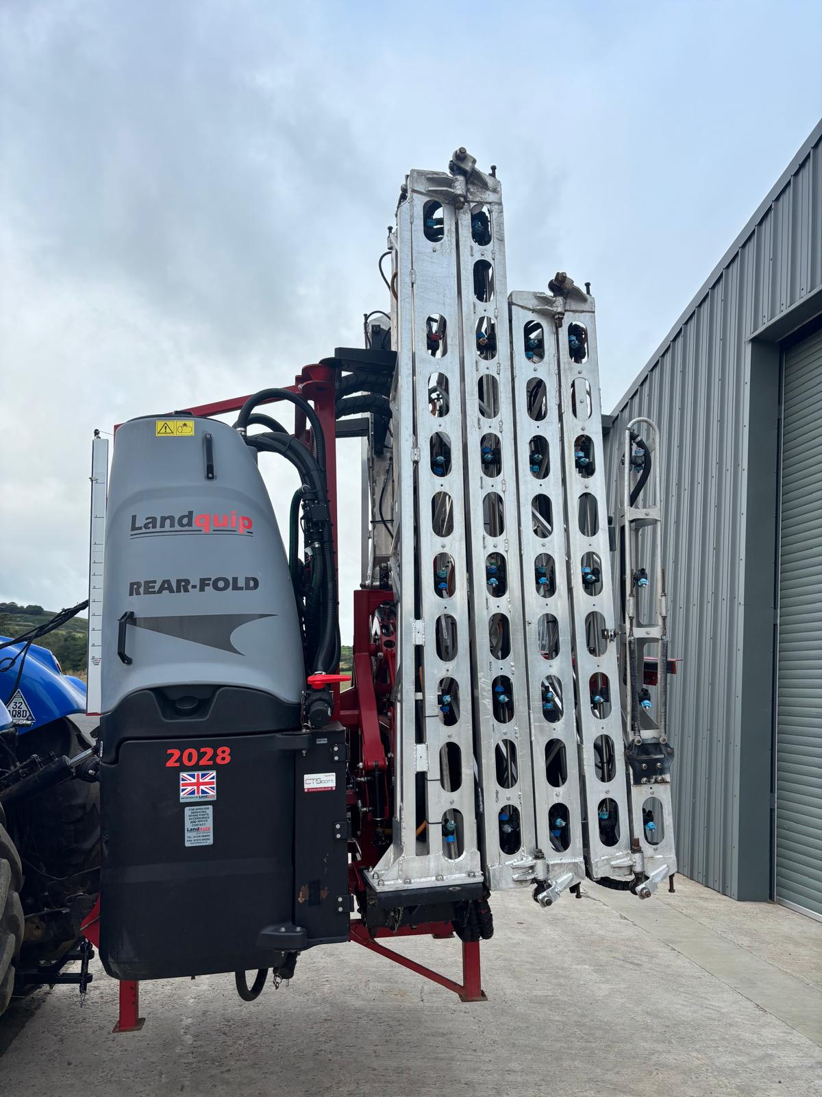 Landquip Rear Fold 28 M Sprayer