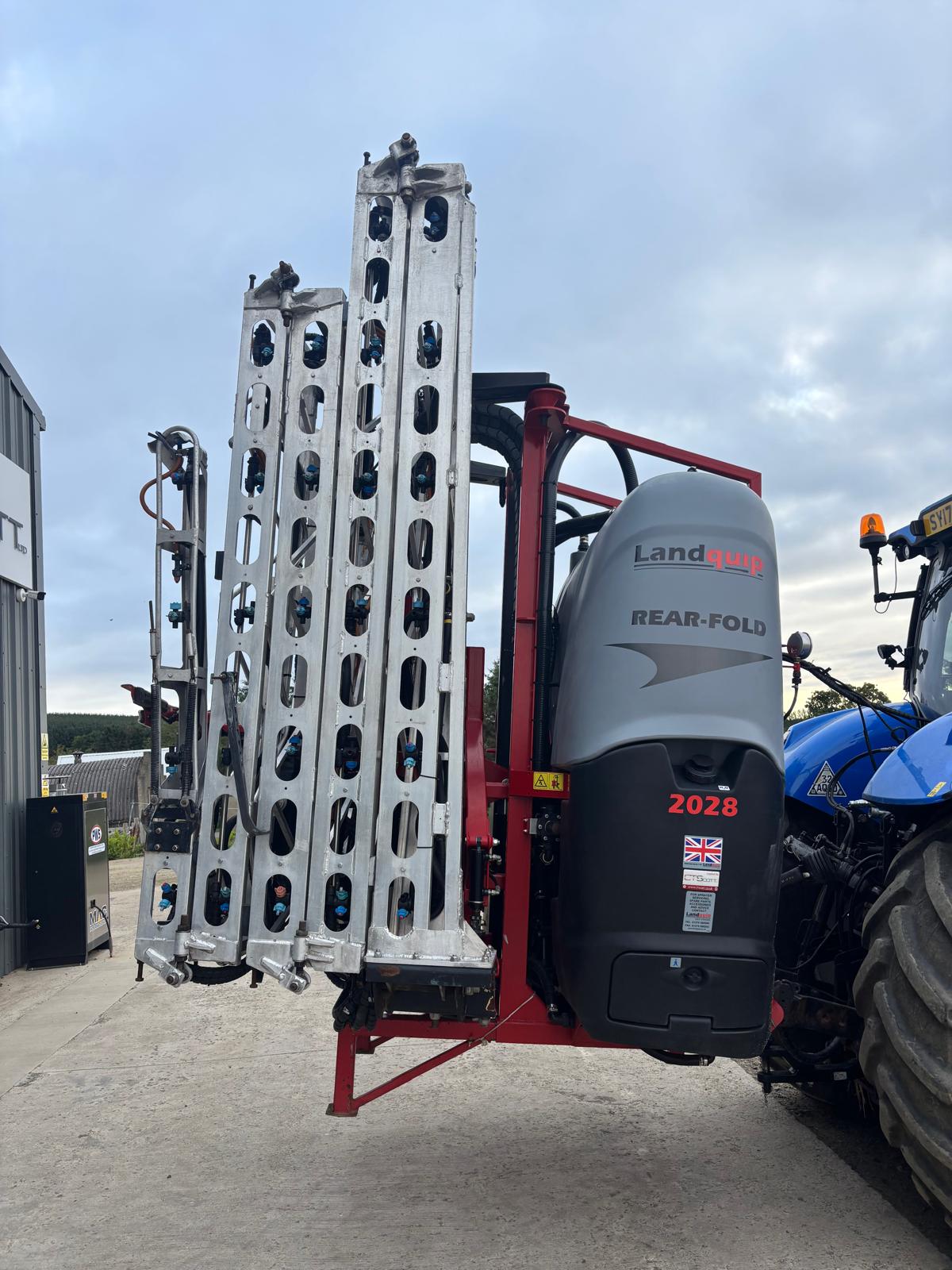 Landquip Rear Fold 28 M Sprayer