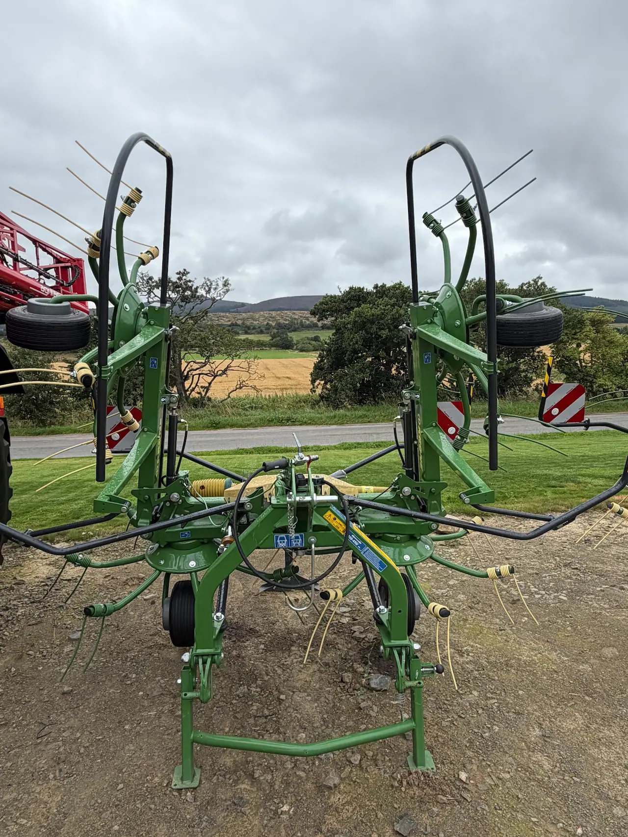 New KRONE Vendro 560 four-rotor tedder with a 5.6 m working width and seven tine arms per rotor. Enquire with C T Scott for availability.