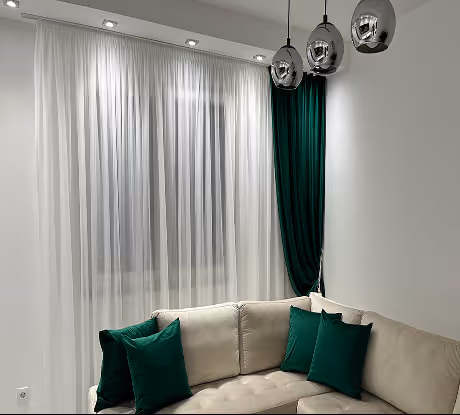 Zavese po meri u dnevnoj sobi — RoloShop Beograd