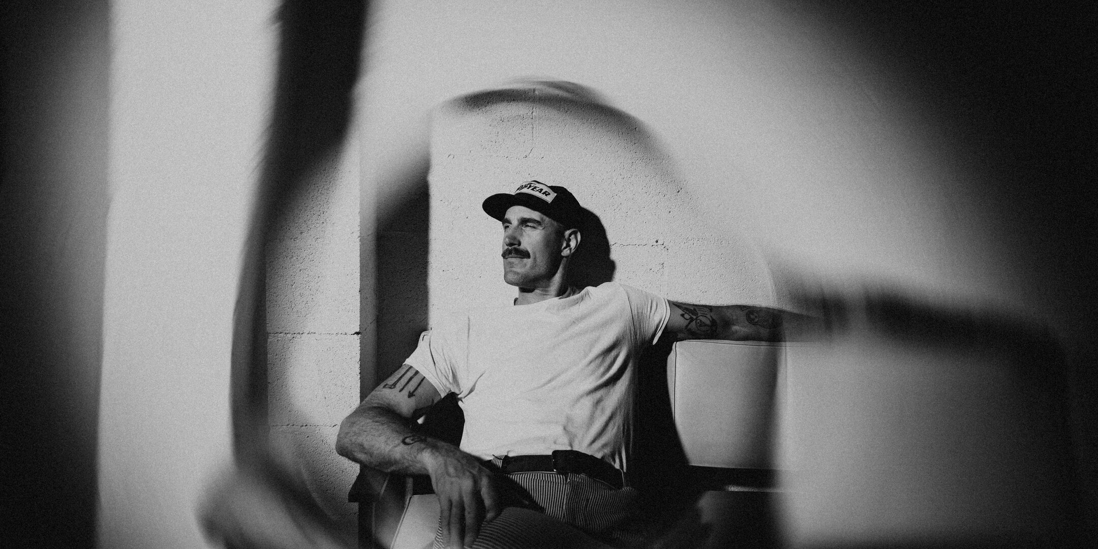 RAYLAND BAXTER: The True Violet Tour
