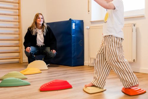 Spielerische Therapie mit Kind